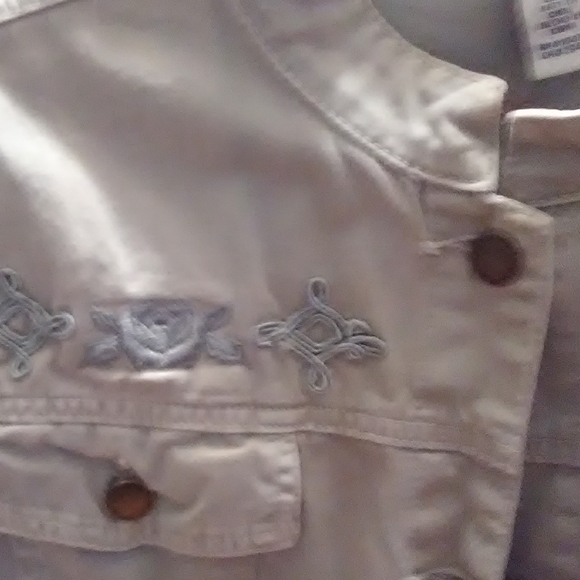 Jacket - Picture 2 of 3